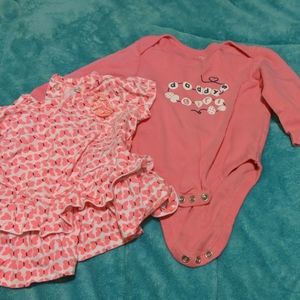 2 baby tops